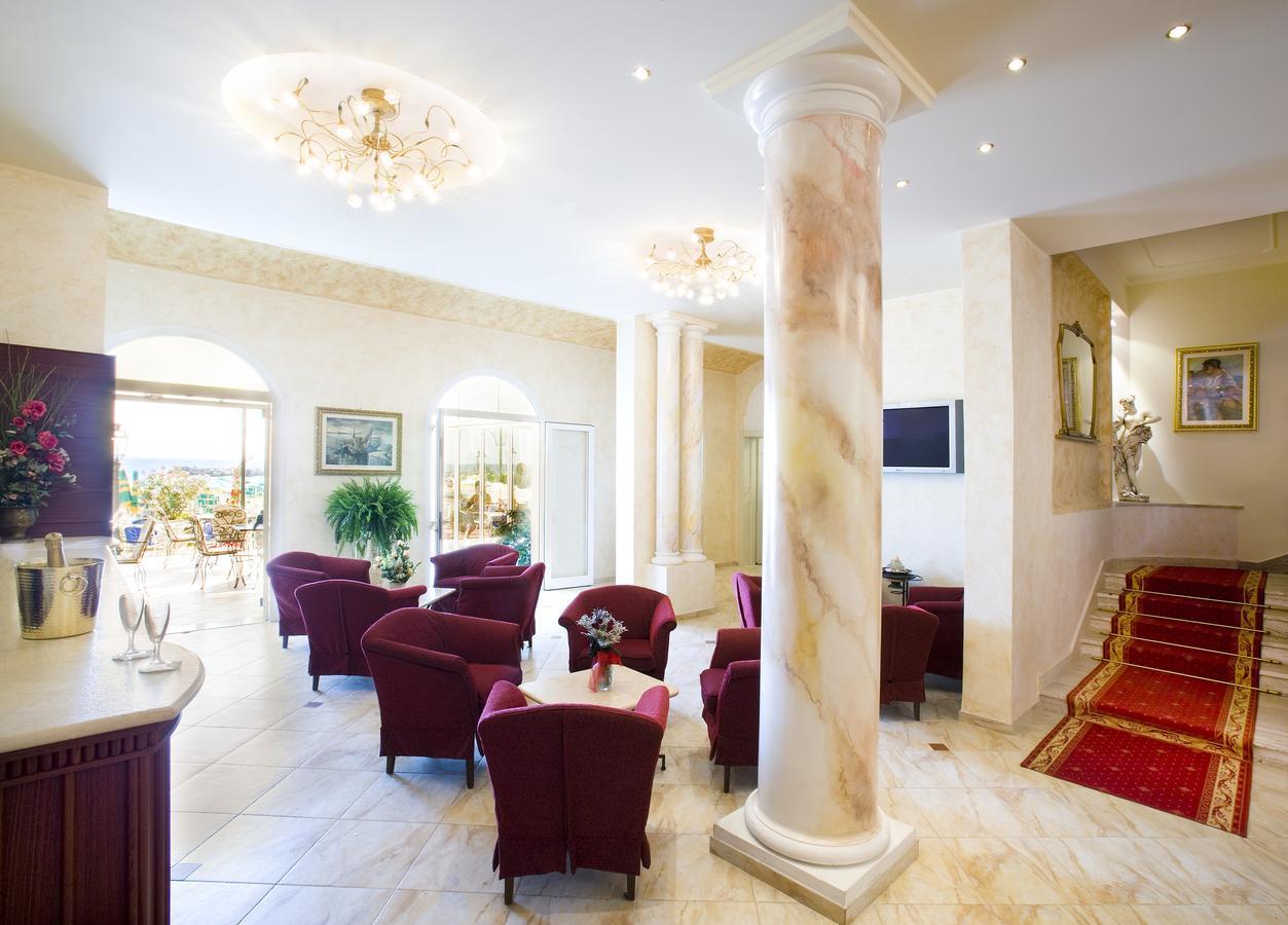 Hotel Rosa Maria Elite Bellaria-Igea Marina Exteriör bild