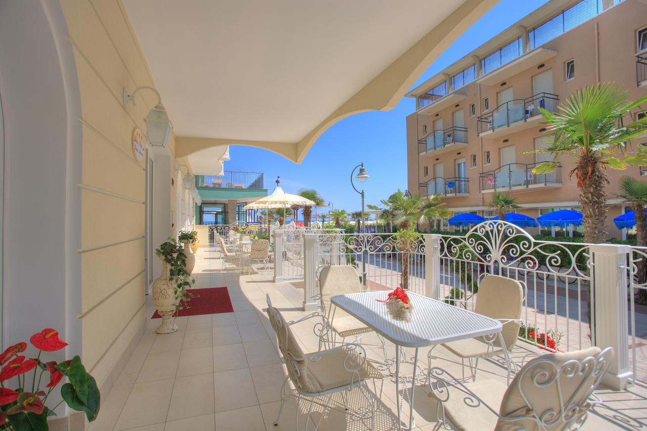 Hotel Rosa Maria Elite Bellaria-Igea Marina Exteriör bild