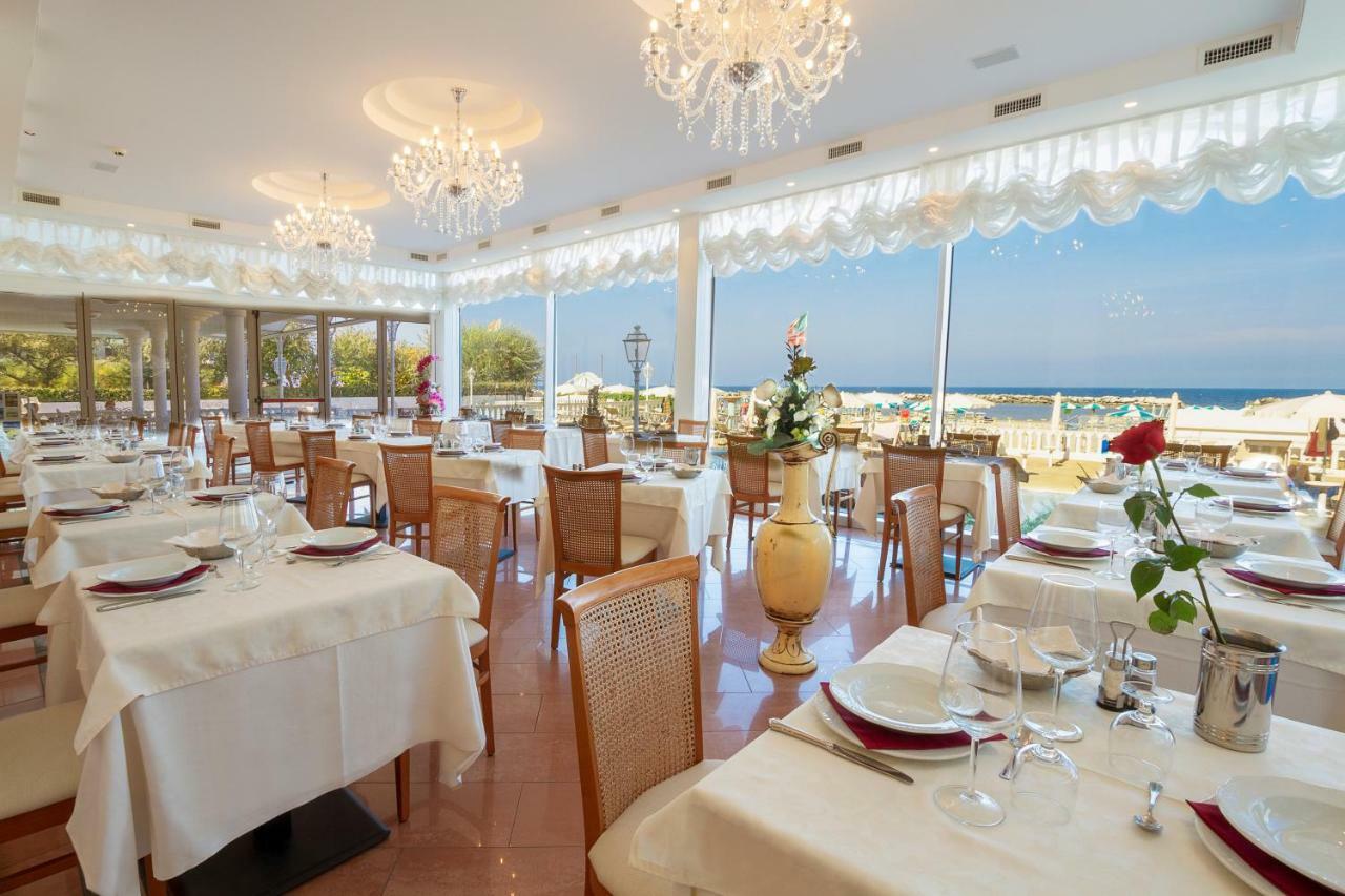 Hotel Rosa Maria Elite Bellaria-Igea Marina Exteriör bild